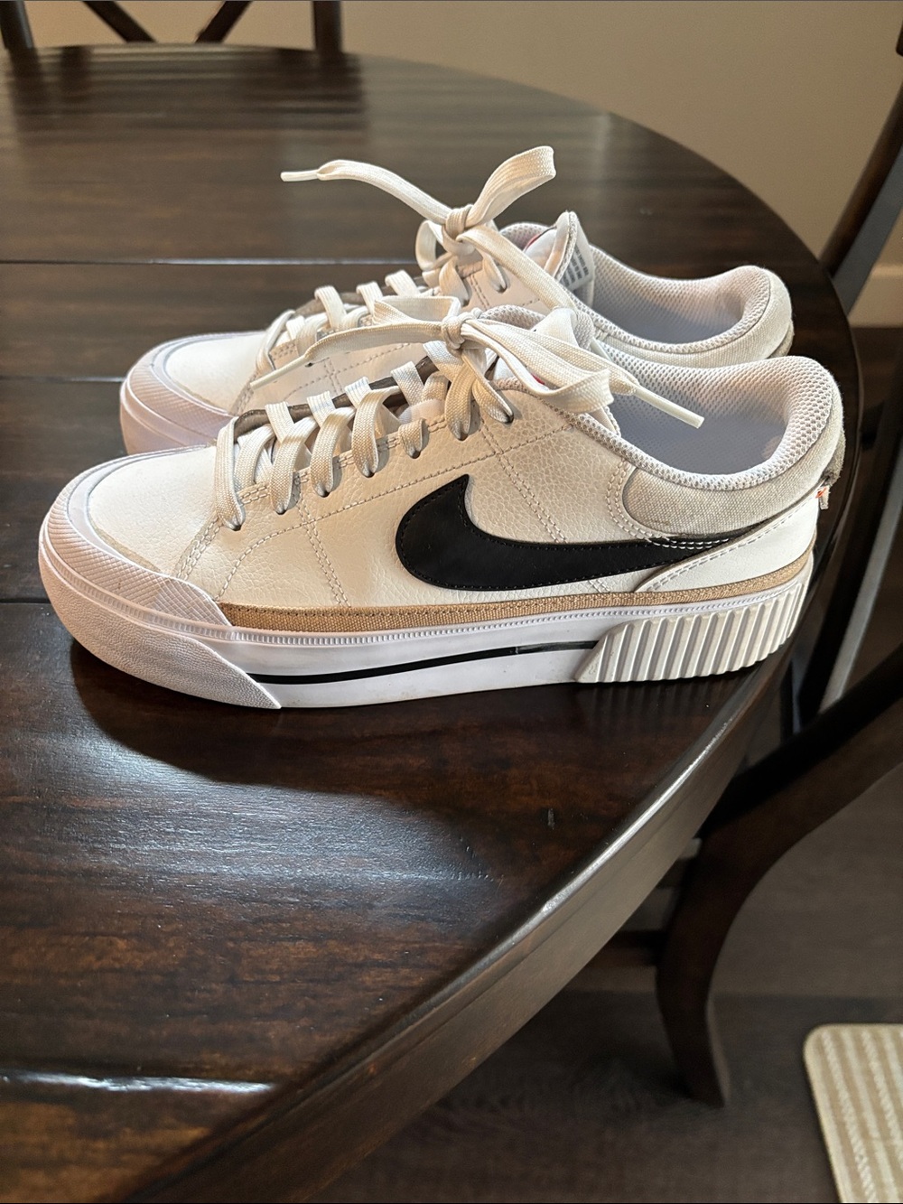 Women’s Nike platform shoes